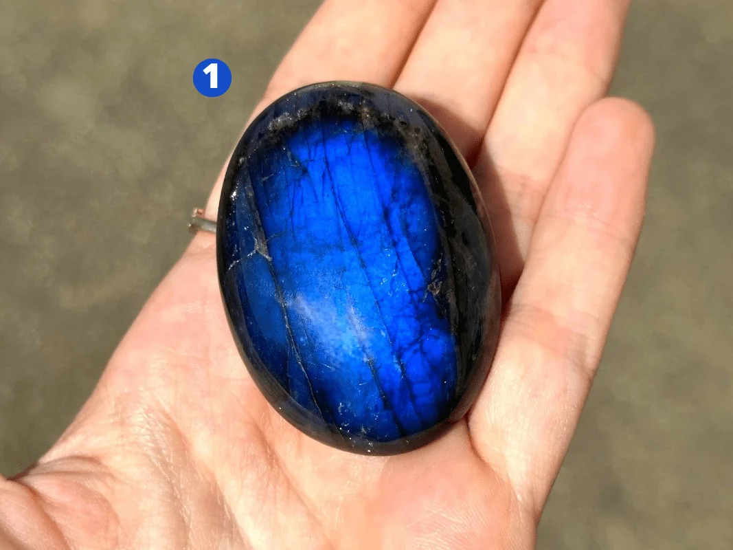 Cœur de Labradorite AA+ - Pierre de protection - Univers Quantic Shop