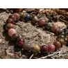 tourmaline multicolore bracelet pierre naturelle 8mm posé sur la terre