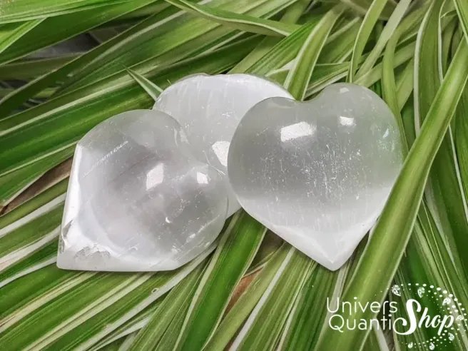 Coeur de sélénite naturelle pierre blanche 4cm